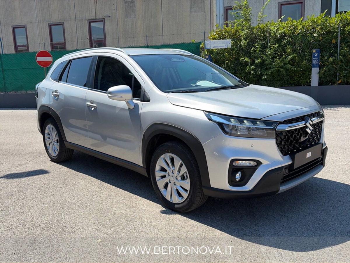 Suzuki S-Cross 1.4h Top 2wd 110cv (3)
