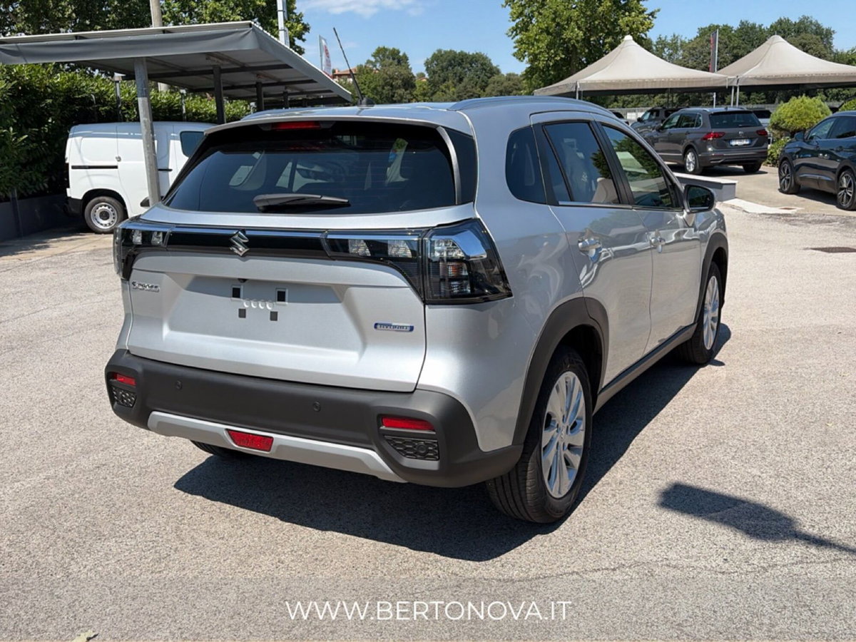 Suzuki S-Cross 1.4h Top 2wd 110cv (6)