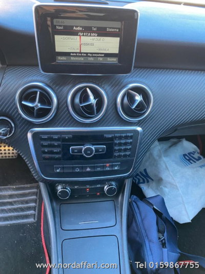Mercedes-Benz Classe A 200 CDI BlueEFFICIENCY Premium (14)