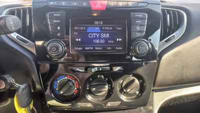 Lancia Ypsilon 1.2 69 CV 5 porte Gold (10)