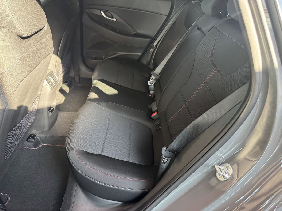 Hyundai i30 2.0 T-GDI 5 porte N (11)