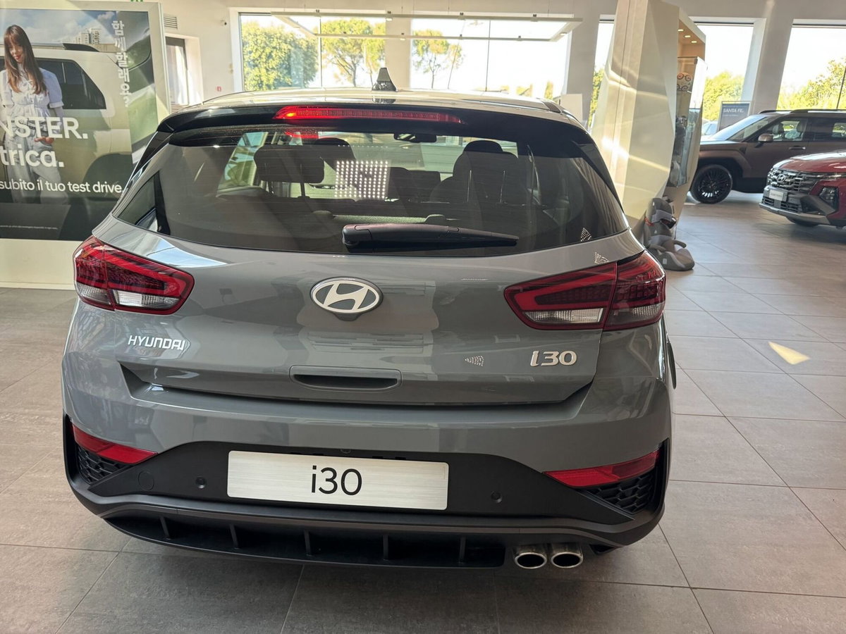Hyundai i30 2.0 T-GDI 5 porte N (4)