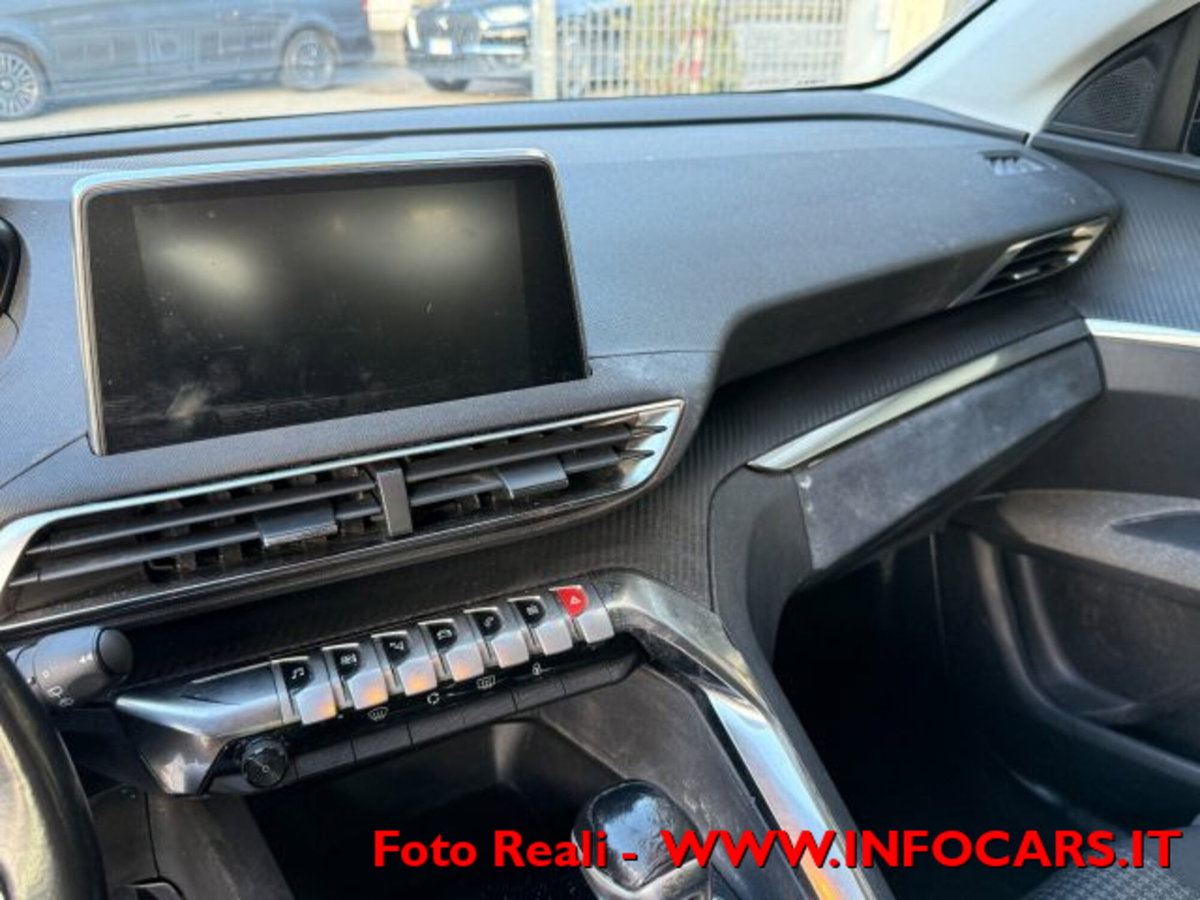 Peugeot 3008 BlueHDi 130 S&S Business (10)