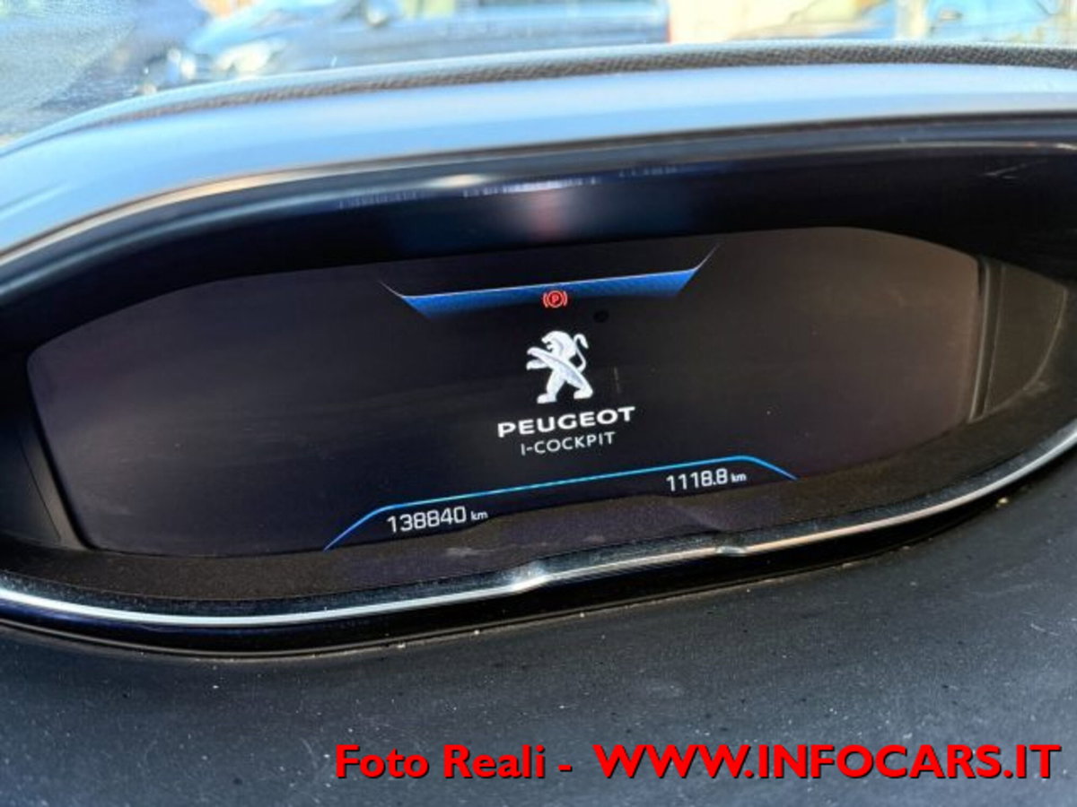 Peugeot 3008 BlueHDi 130 S&S Business (12)