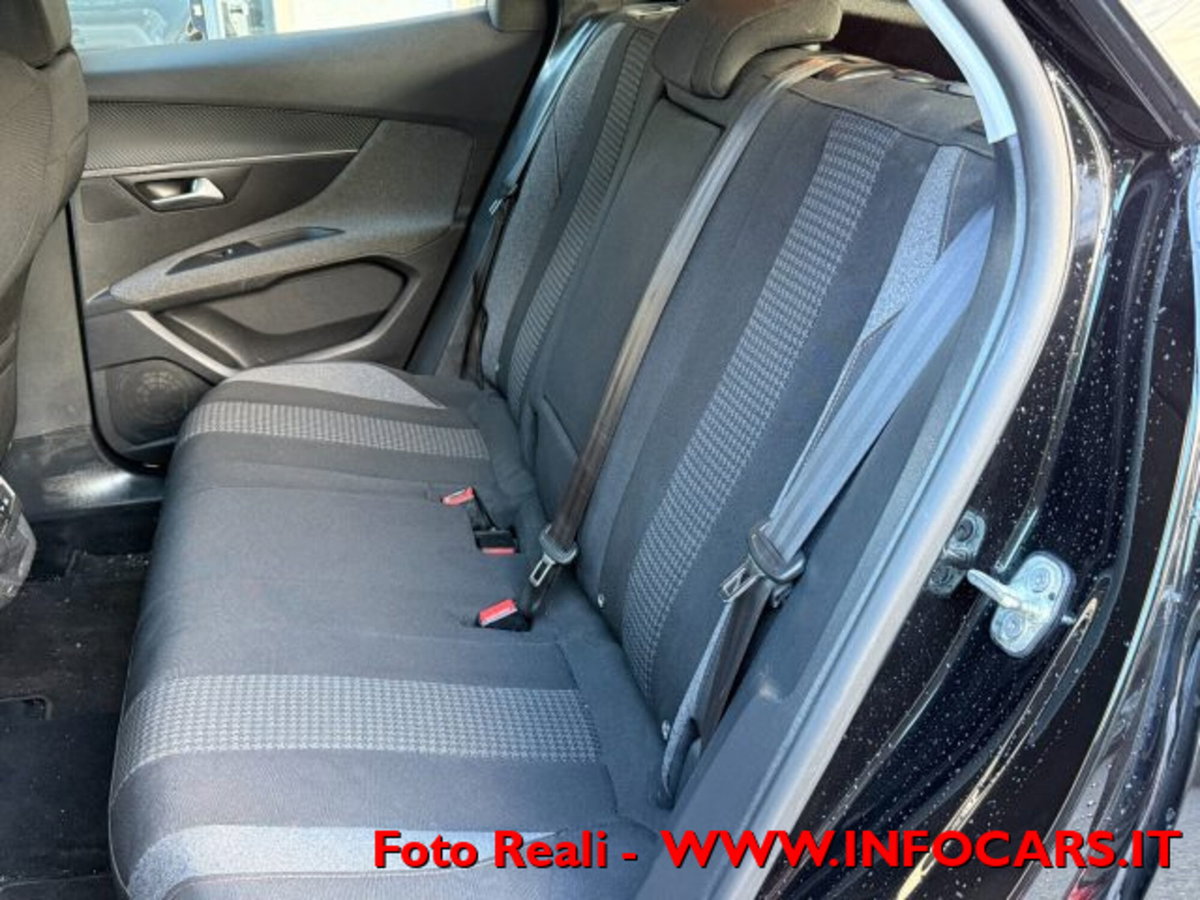 Peugeot 3008 BlueHDi 130 S&S Business (7)