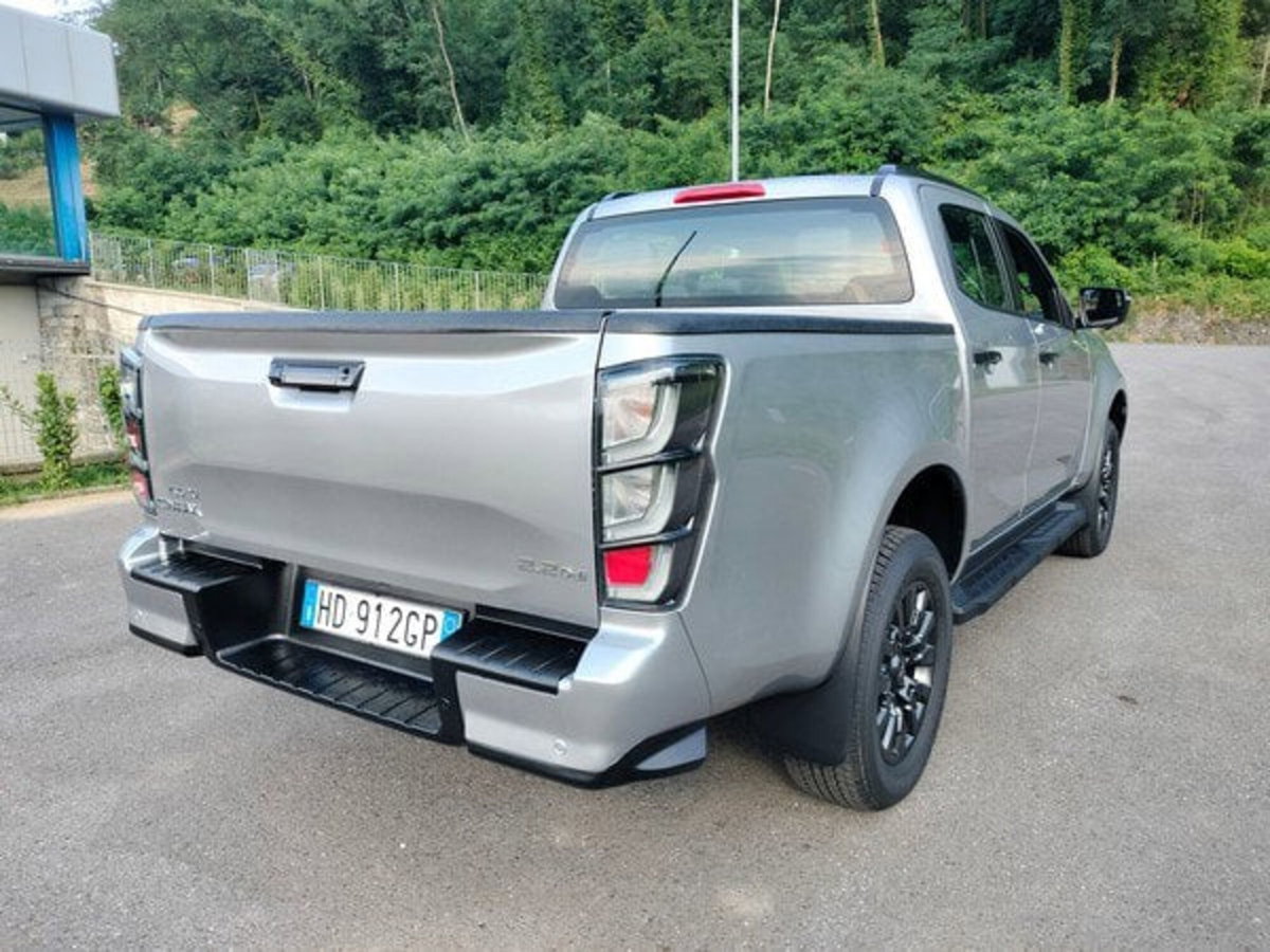 Isuzu D-Max Pick-up 2.2 crew Nitro Sport 4x4 auto (8)