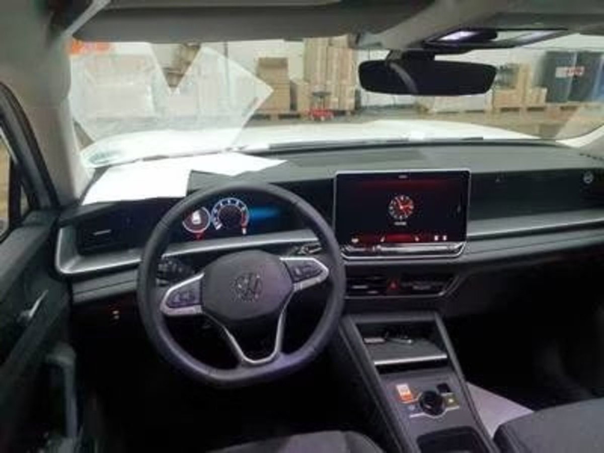 Volkswagen Tayron 1.5 etsi Life 150cv dsg 7p.ti (3)