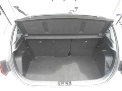 Hyundai i20 1.2 mpi Connectline mt (13)