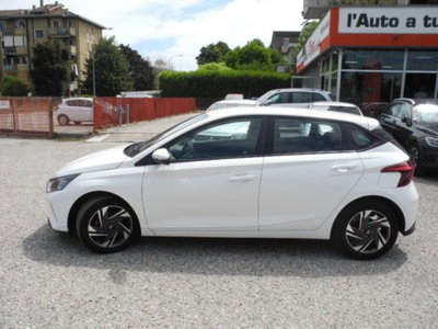 Hyundai i20 1.2 mpi Connectline mt (2)