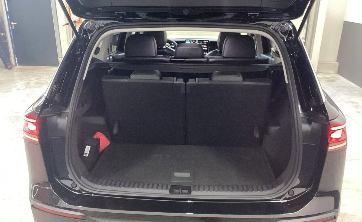 Volkswagen Tayron 2.0 tdi Life 150cv dsg 7p.ti (8)