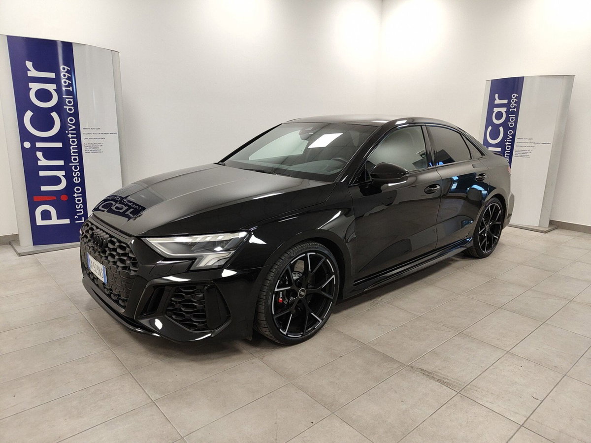 Audi A3 Sedan 40 TFSI quattro S tronic S line edition