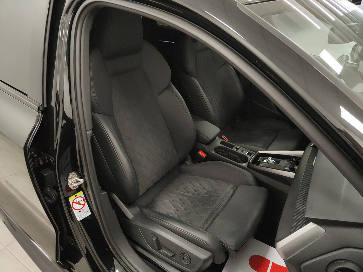 Audi A3 Sedan 40 TFSI quattro S tronic S line edition (5)