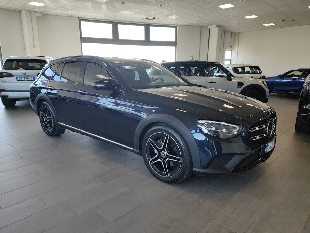 Mercedes-Benz Classe E Station Wagon 220 d 4Matic Auto Premium All-Terrain (2)
