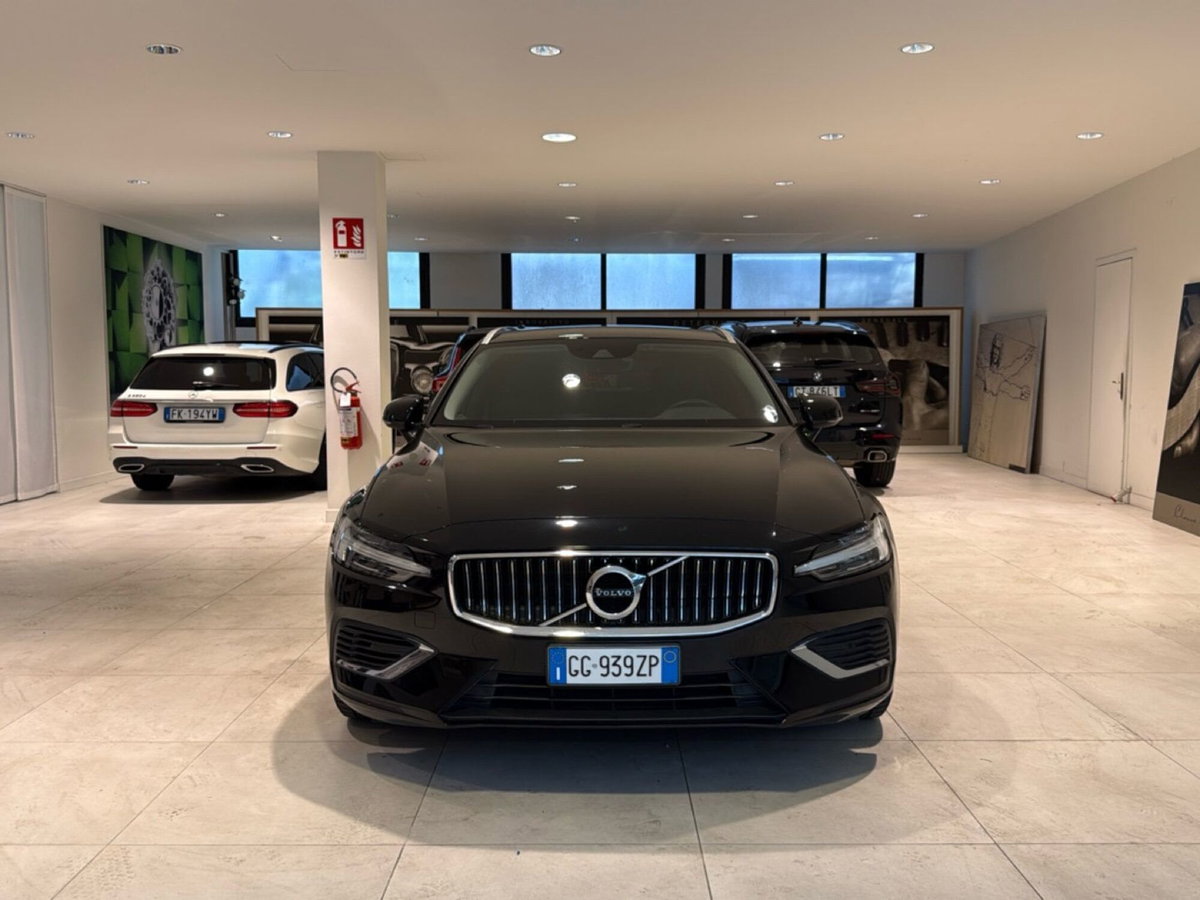 Volvo V60 T6 Recharge AWD Plug-in Hybrid Inscription (17)