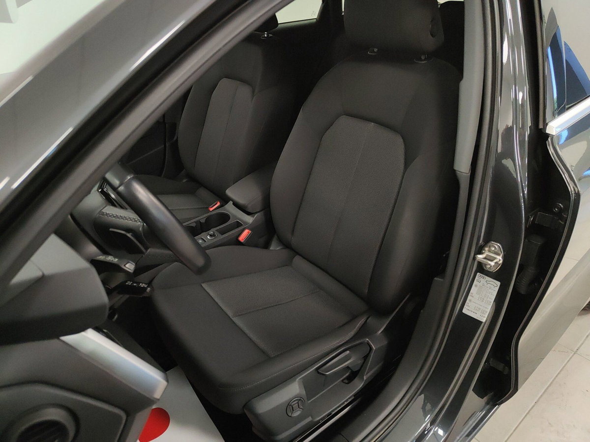 Audi A3 Sportback 30 TDI S tronic Admired (4)
