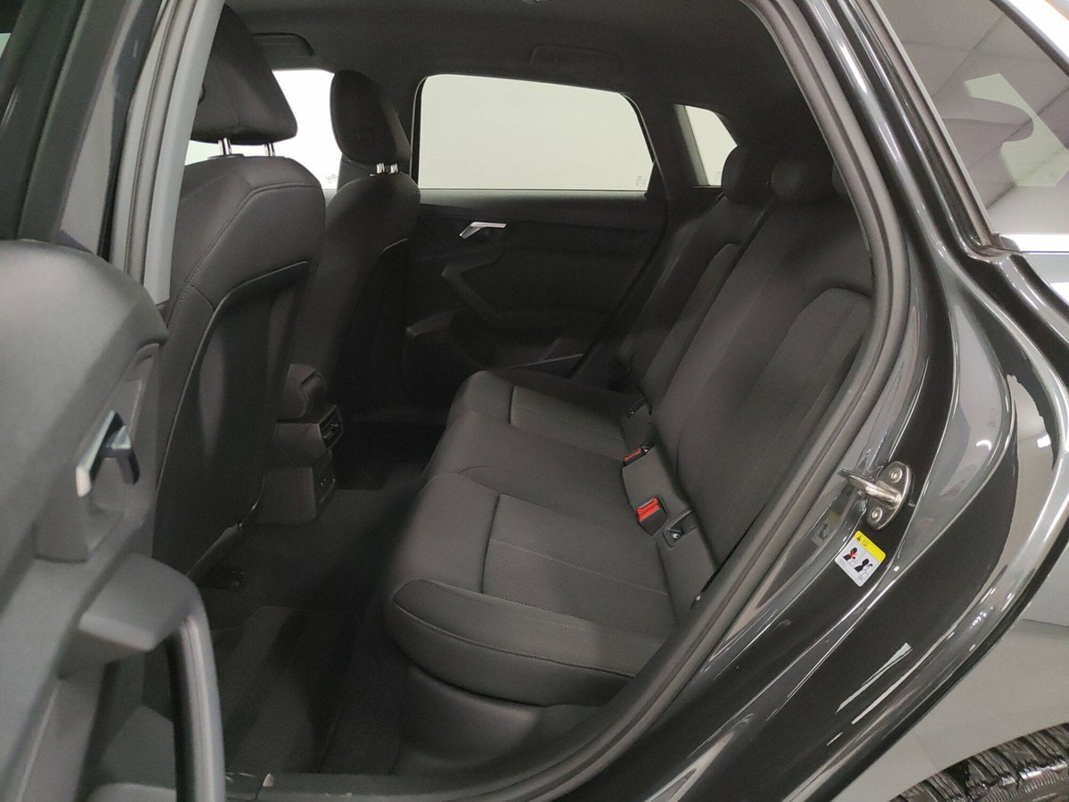 Audi A3 Sportback 30 TDI S tronic Admired (6)