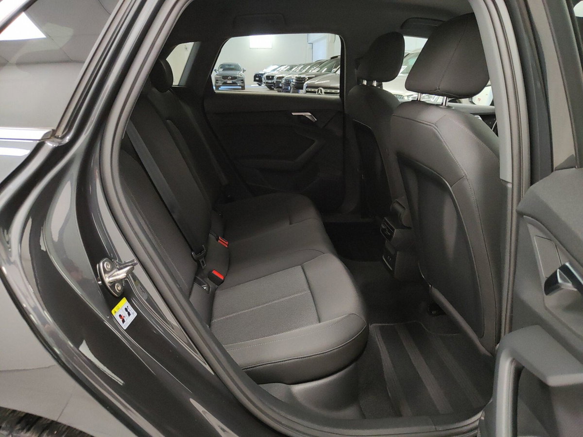 Audi A3 Sportback 30 TDI S tronic Admired (7)