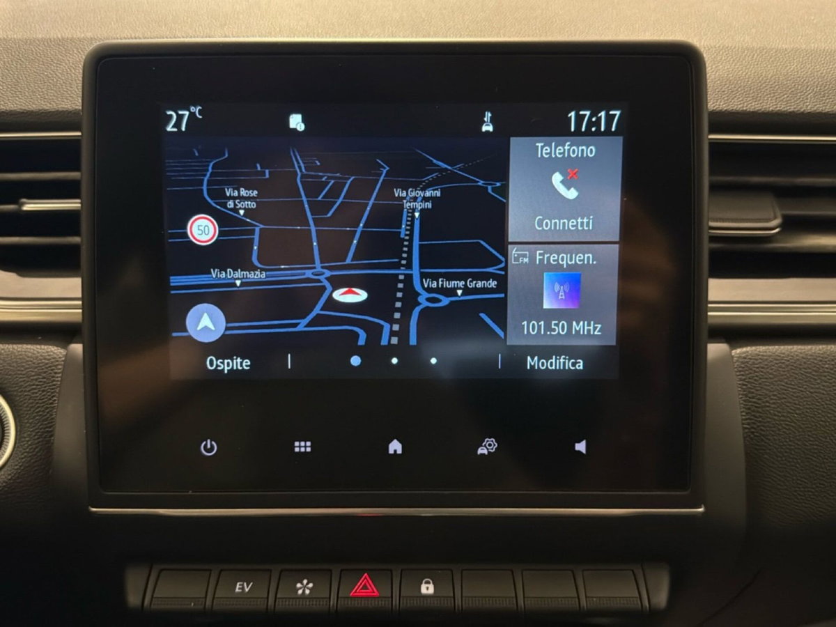 Renault Captur Plug-in Hybrid E-Tech 160 CV Intens (11)