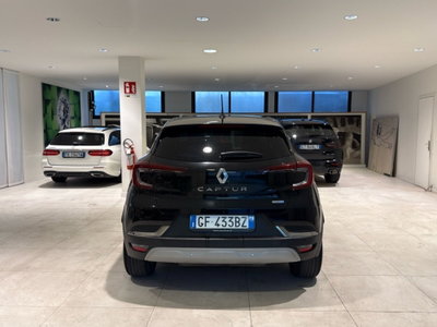 Renault Captur Plug-in Hybrid E-Tech 160 CV Intens (16)