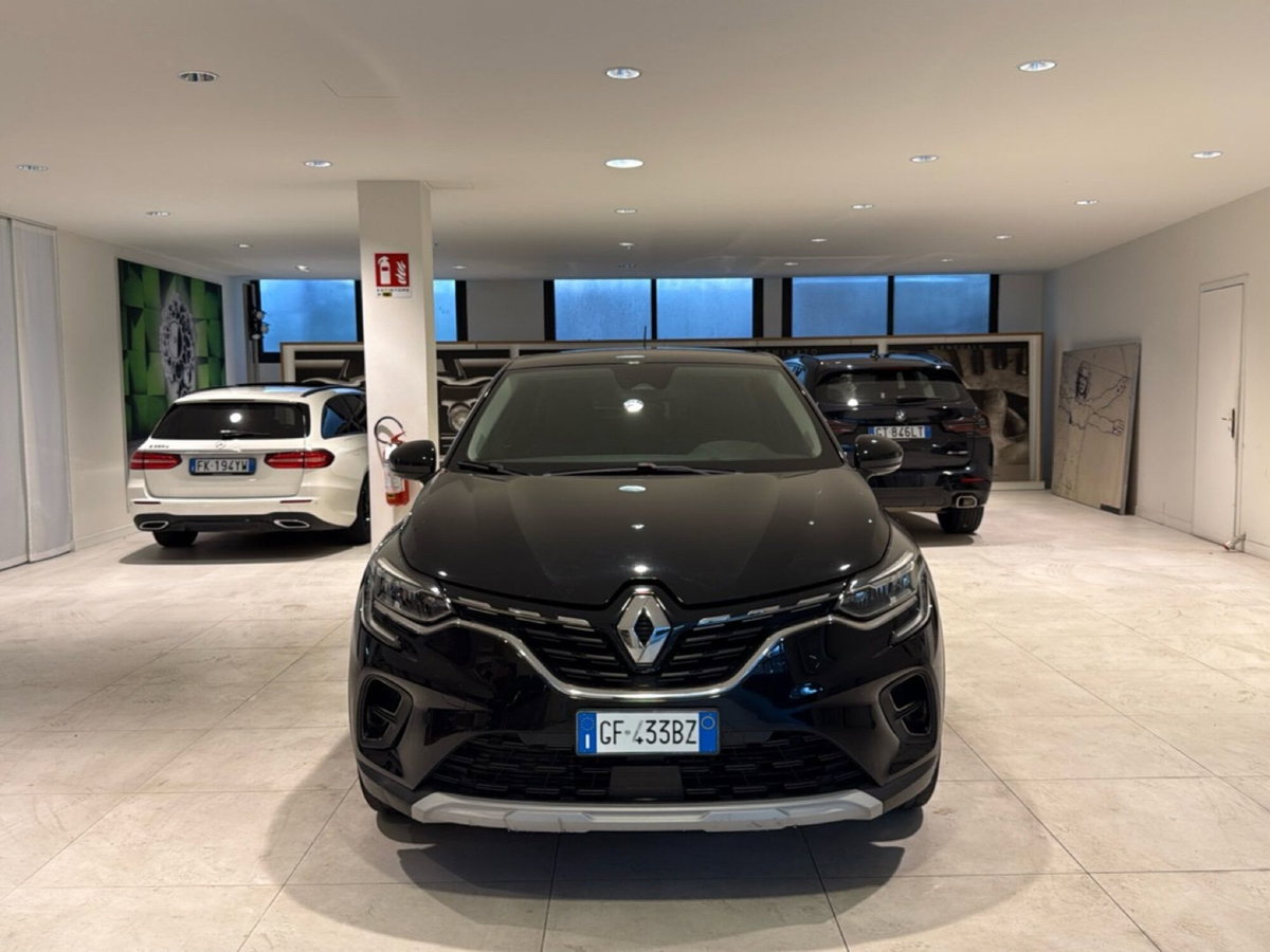 Renault Captur Plug-in Hybrid E-Tech 160 CV Intens (17)