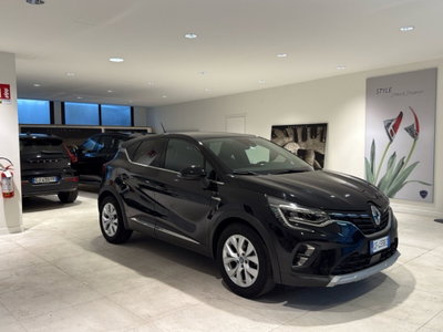 Renault Captur Plug-in Hybrid E-Tech 160 CV Intens (2)