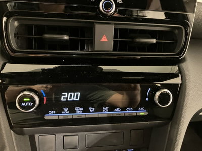 Toyota Yaris Cross Trend fwd 130cv e-cvt (15)