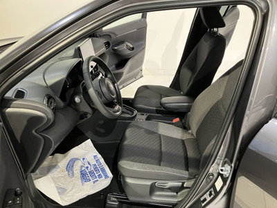 Toyota Yaris Cross Trend fwd 130cv e-cvt (9)