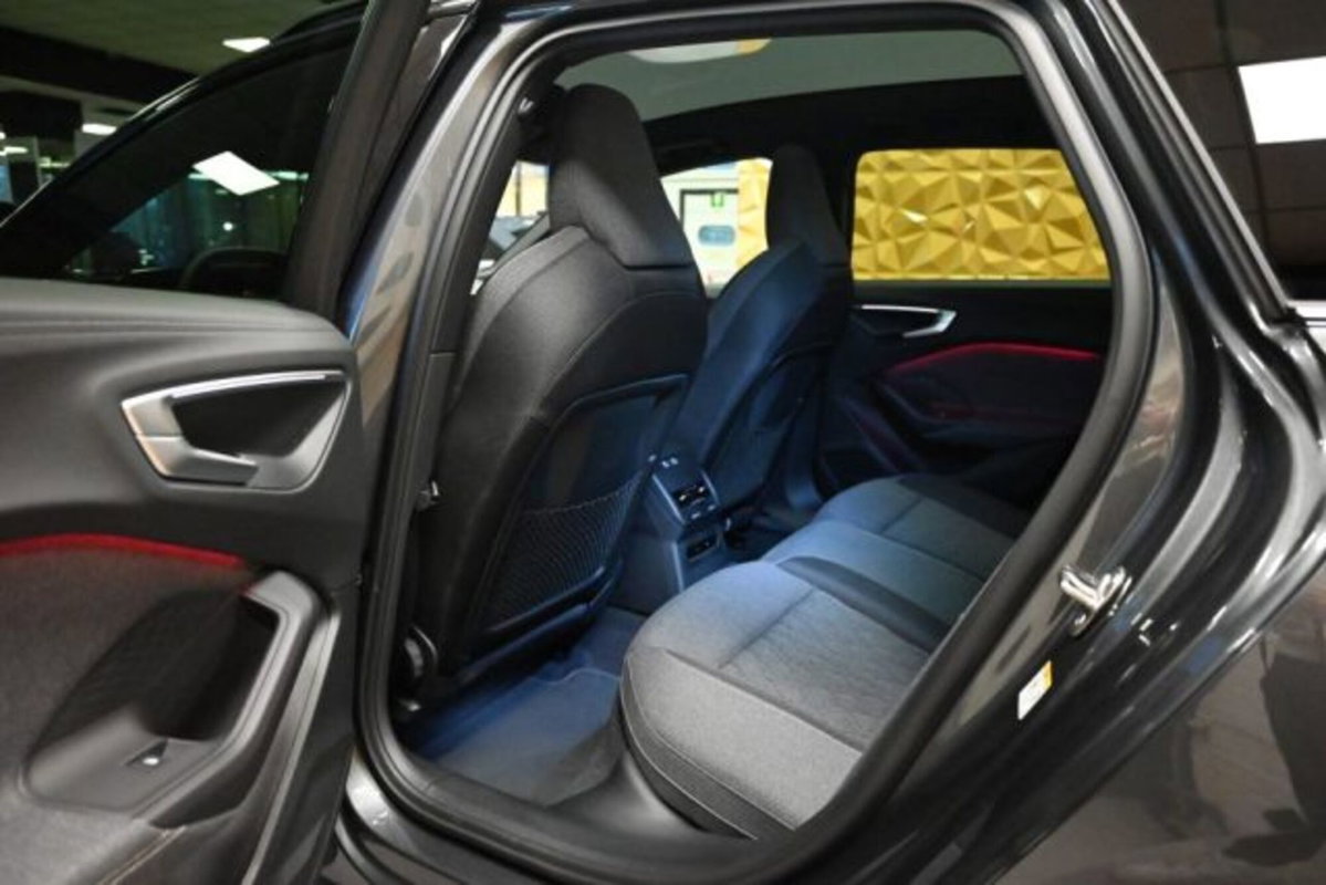 Audi A5 Avant 2.0 tdi mhev+ S line edition 204cv s-tronic (4)
