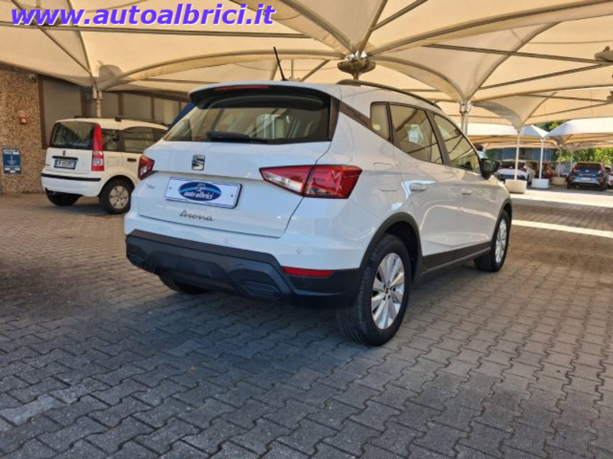SEAT Arona 1.0 ecotsi Style 95cv (9)