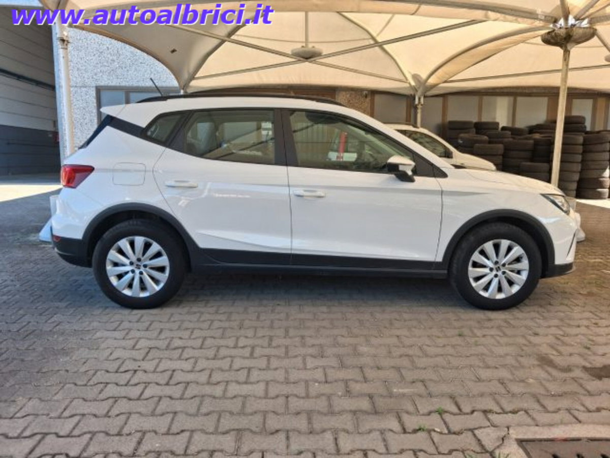 SEAT Arona 1.0 ecotsi Style 95cv (10)