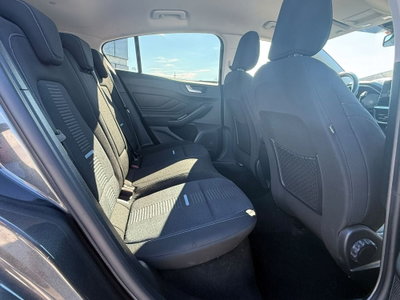 Ford Focus 1.0t ecoboost h ST-Line X 125cv (15)