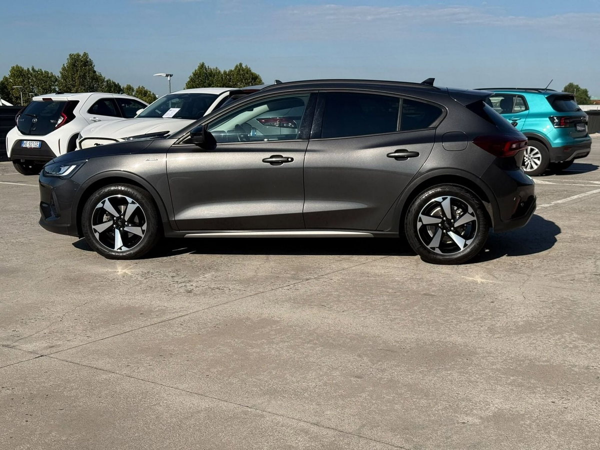 Ford Focus 1.0t ecoboost h ST-Line X 125cv (7)