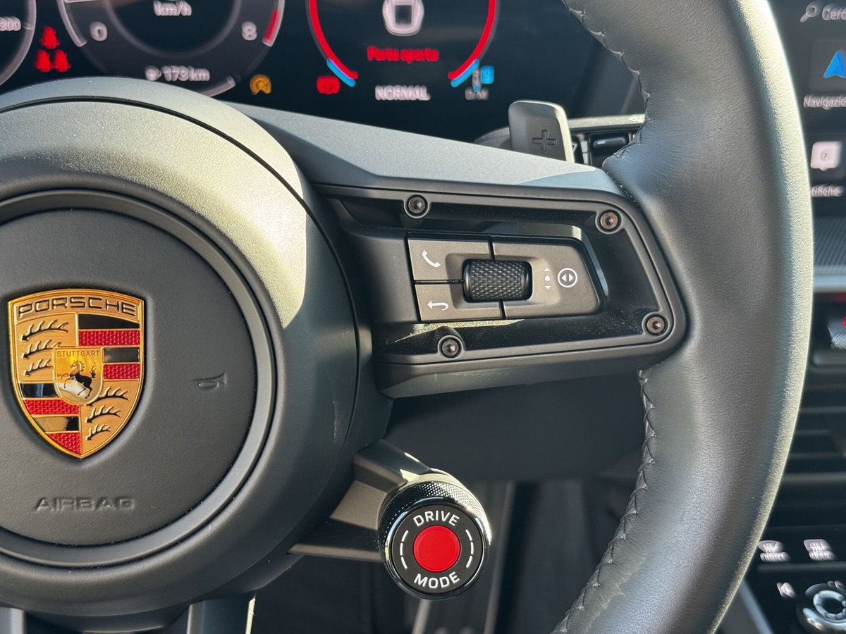 Porsche 911 Coupé 3.0 Carrera S 480cv auto (18)