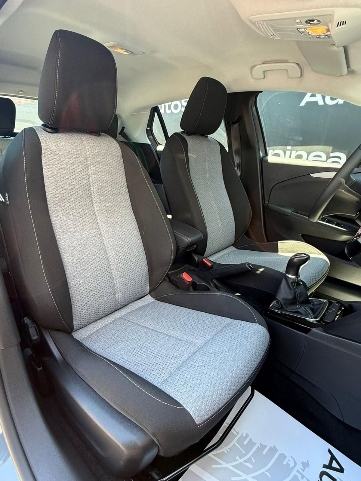 Opel Corsa 1.2 Corsa s&s 75cv (7)