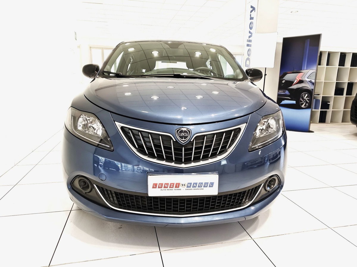 Lancia Ypsilon 1.0 FireFly 5 porte S&S Hybrid Ecochic A. Ferretti