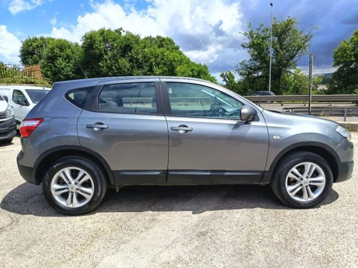 Nissan Qashqai 1.5 dCi DPF Tekna (5)