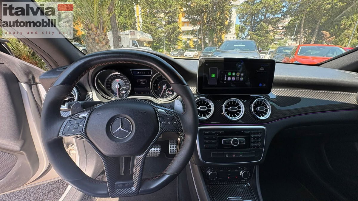 Mercedes-Benz CLA 45 AMG 4Matic (10)