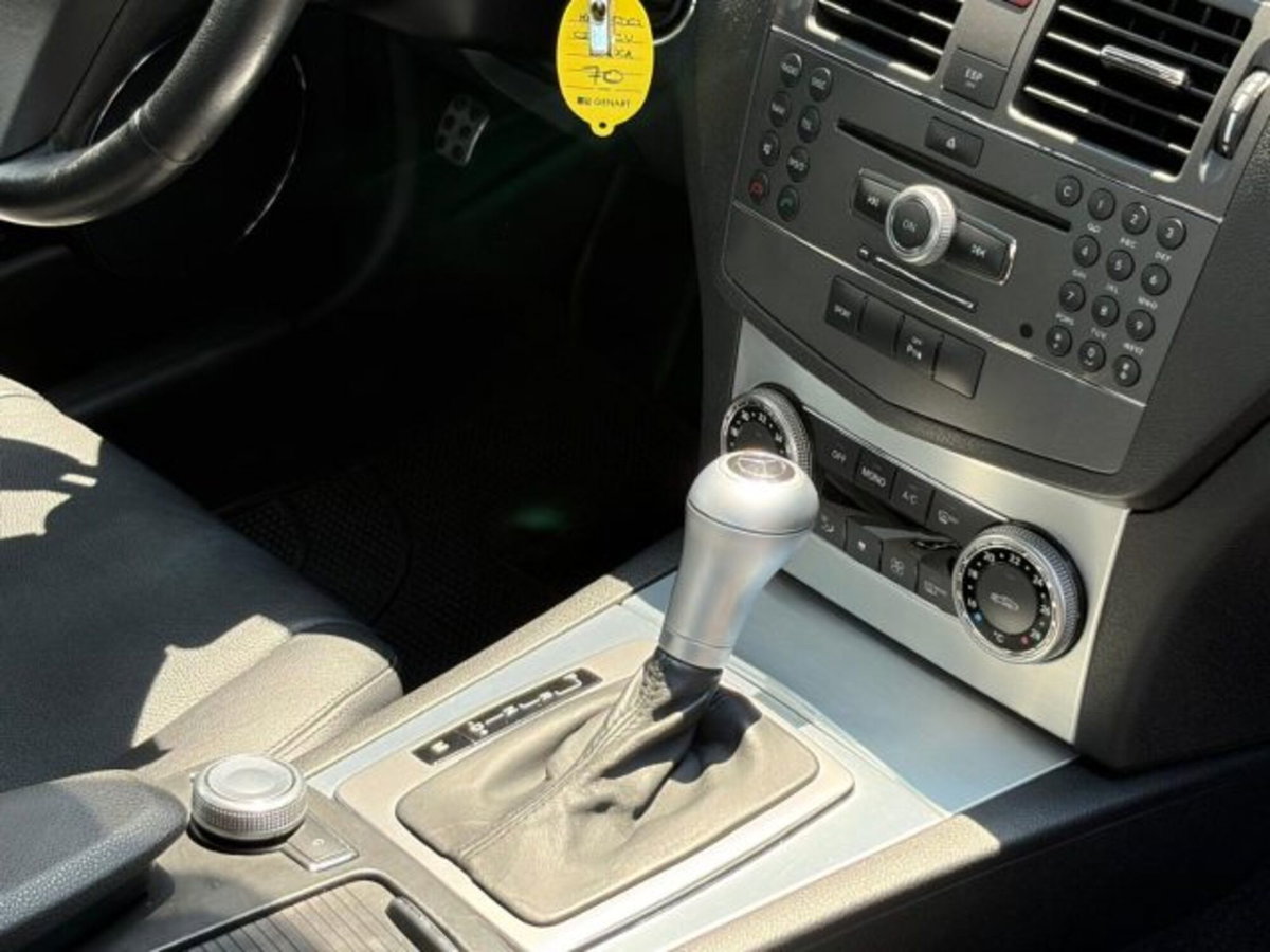 Mercedes-Benz Classe C 220 CDI BlueEFFICIENCY Avantgarde AMG (16)