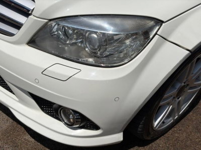 Mercedes-Benz Classe C 220 CDI BlueEFFICIENCY Avantgarde AMG (9)