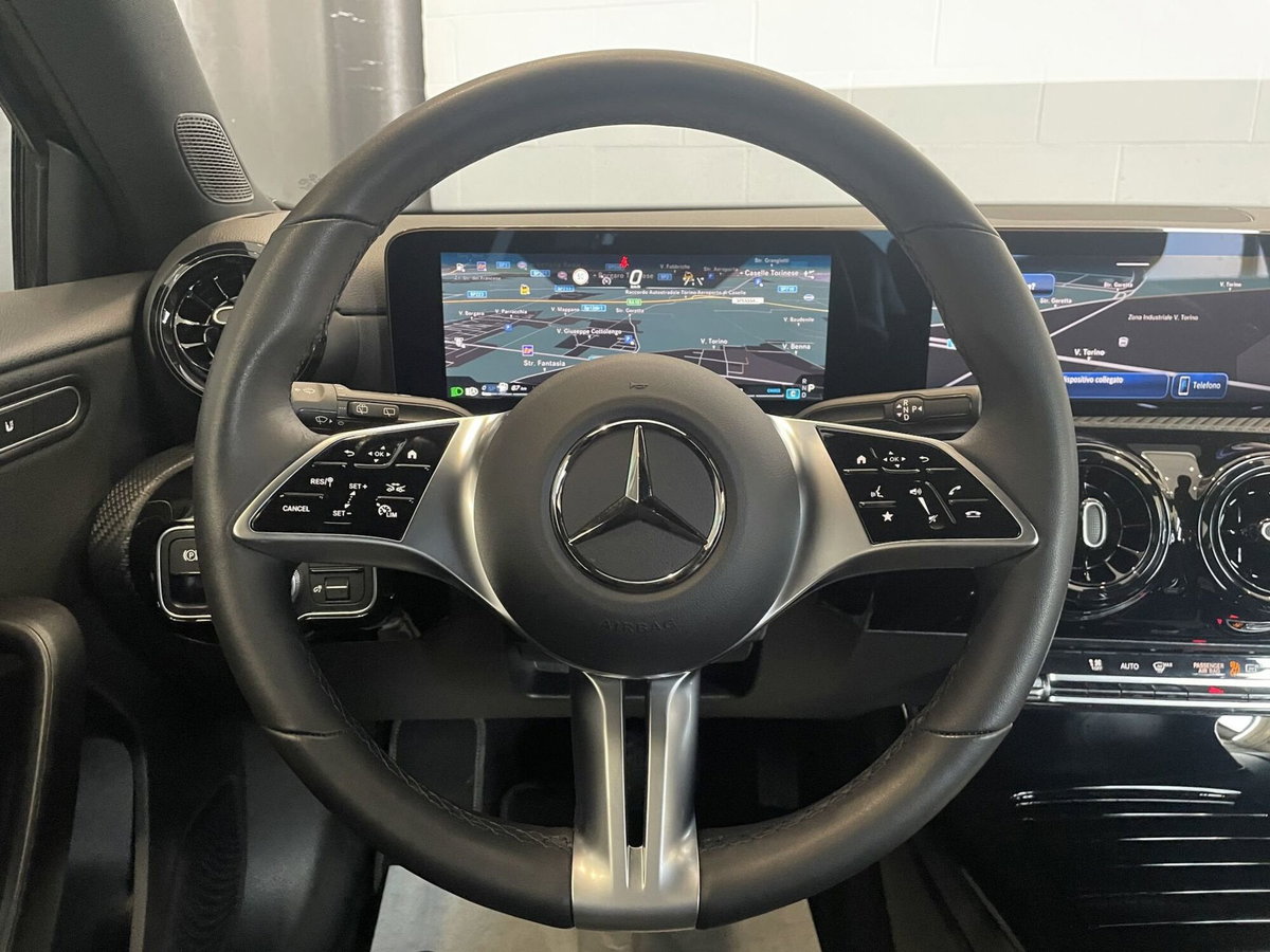 Mercedes-Benz Classe A 180 Automatic Sport (11)