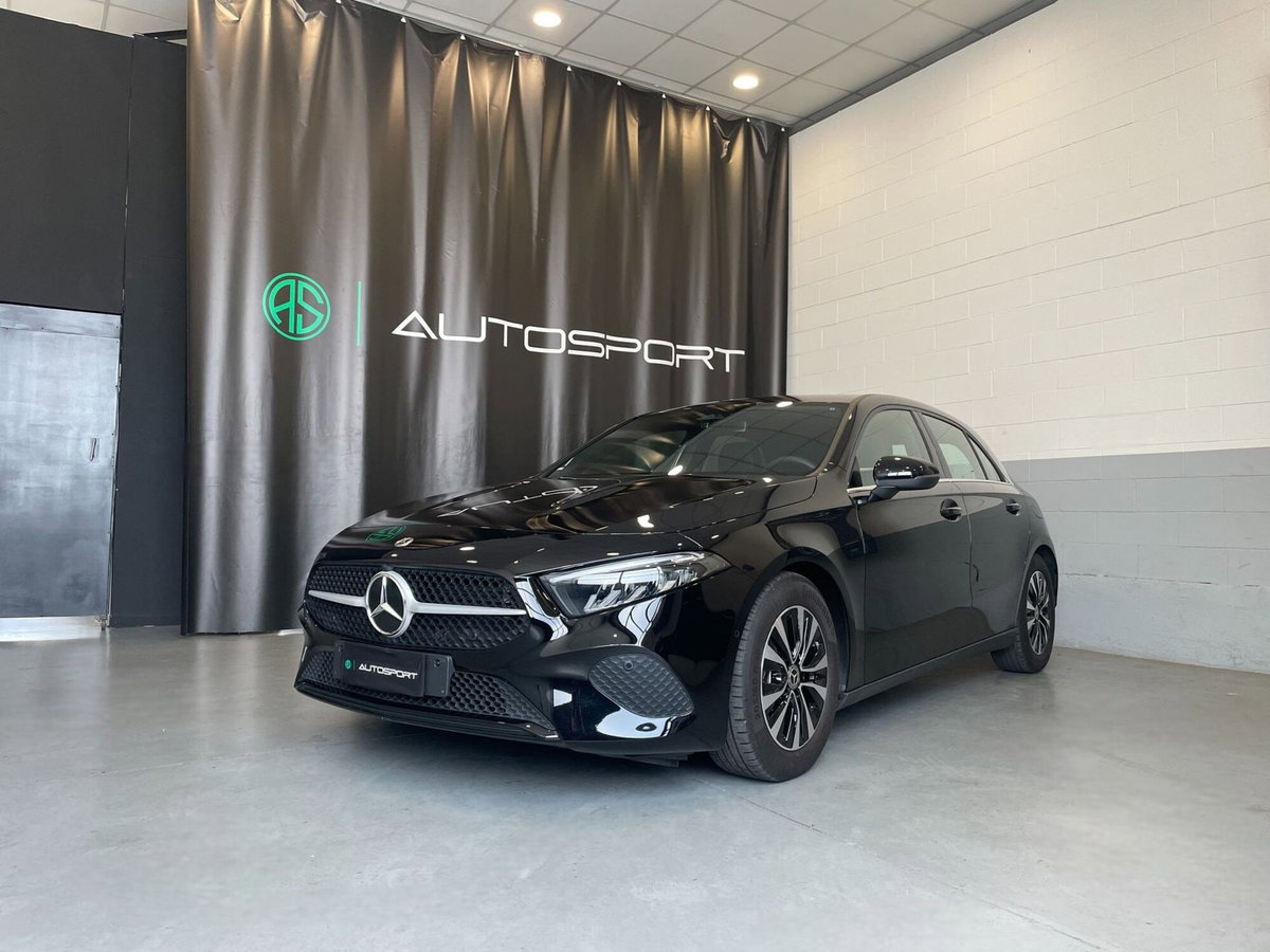 Mercedes-Benz Classe A 180 Automatic Sport (3)