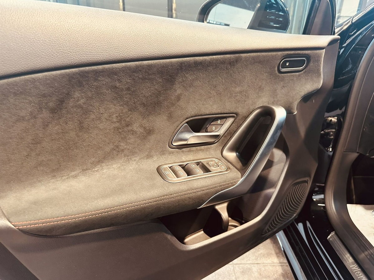 Mercedes-Benz Classe A 200 d Automatic Premium (12)