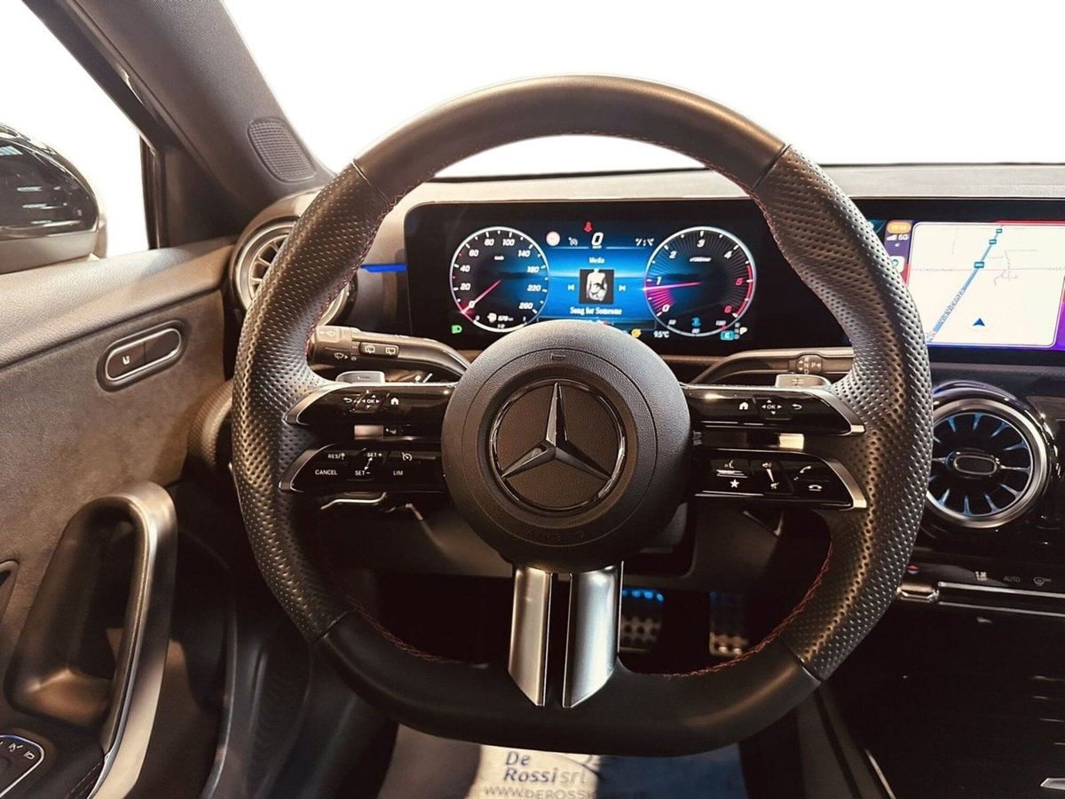Mercedes-Benz Classe A 200 d Automatic Premium (9)