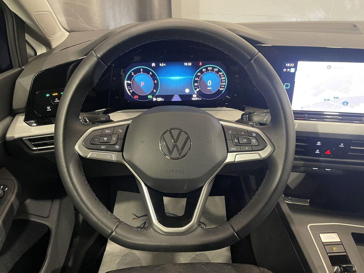 Volkswagen Golf 2.0 TDI DSG SCR Life (11)