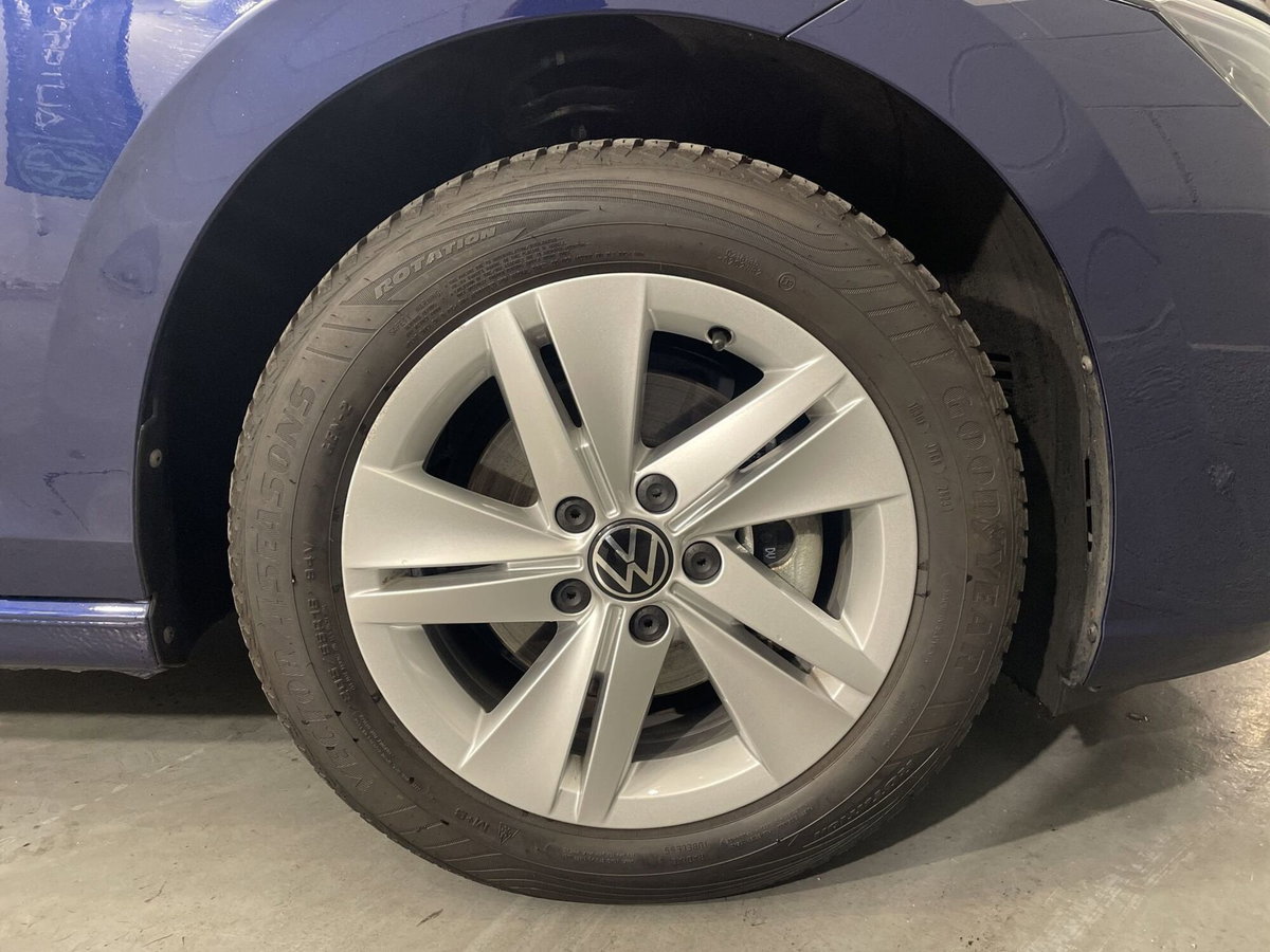 Volkswagen Golf 2.0 TDI DSG SCR Life (8)