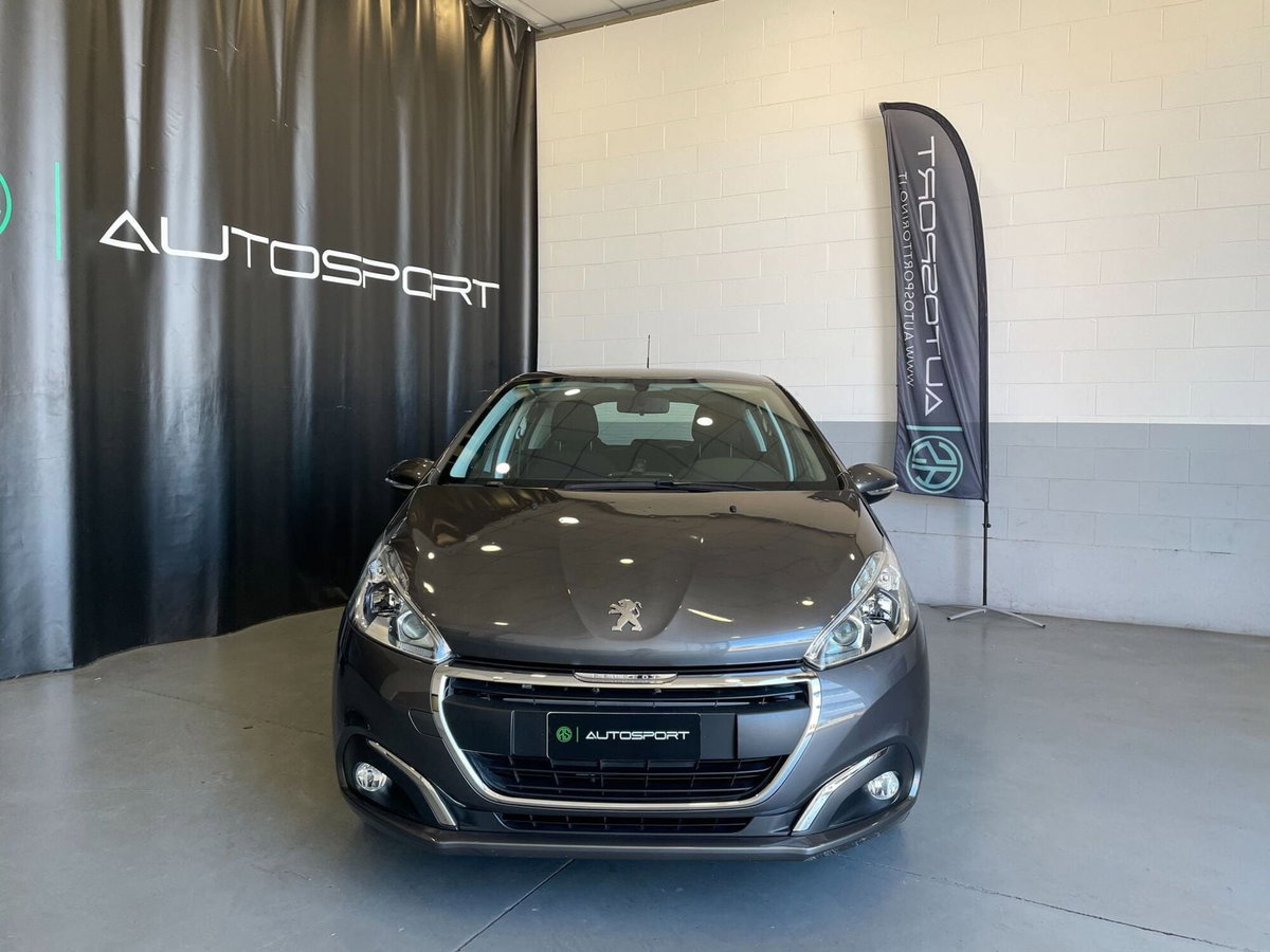 Peugeot 208 68 5 porte Active (2)