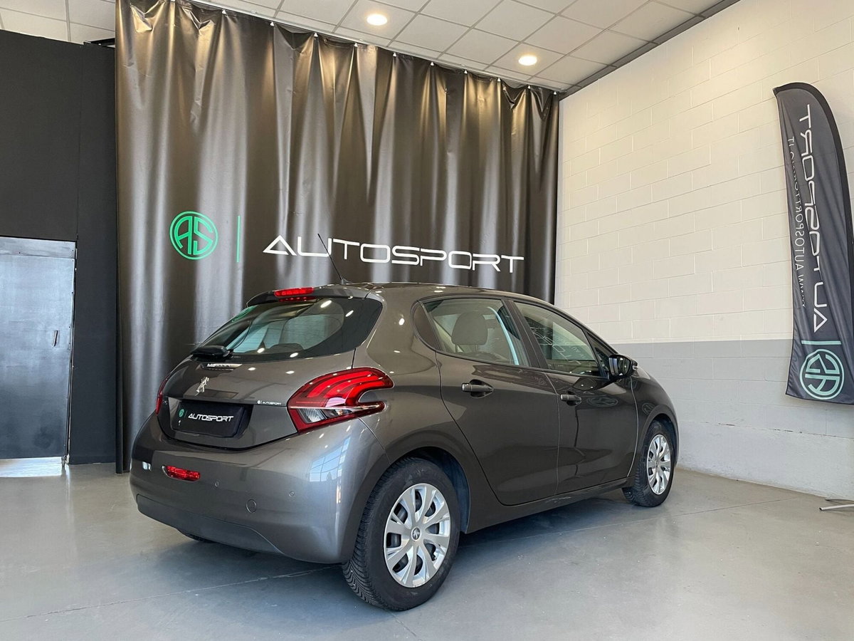 Peugeot 208 68 5 porte Active (7)