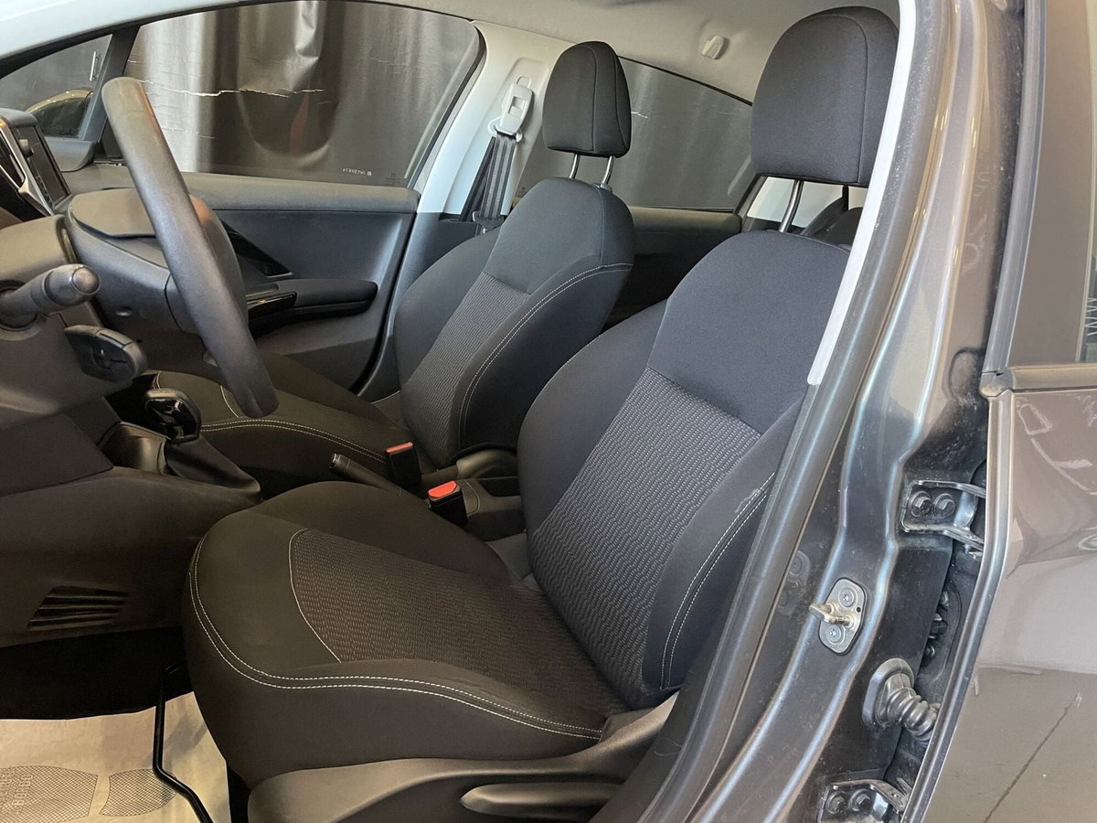 Peugeot 208 68 5 porte Active (8)