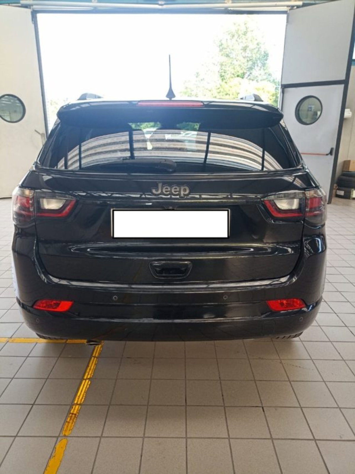 Jeep Compass 1.6 Multijet II 2WD Limited (10)