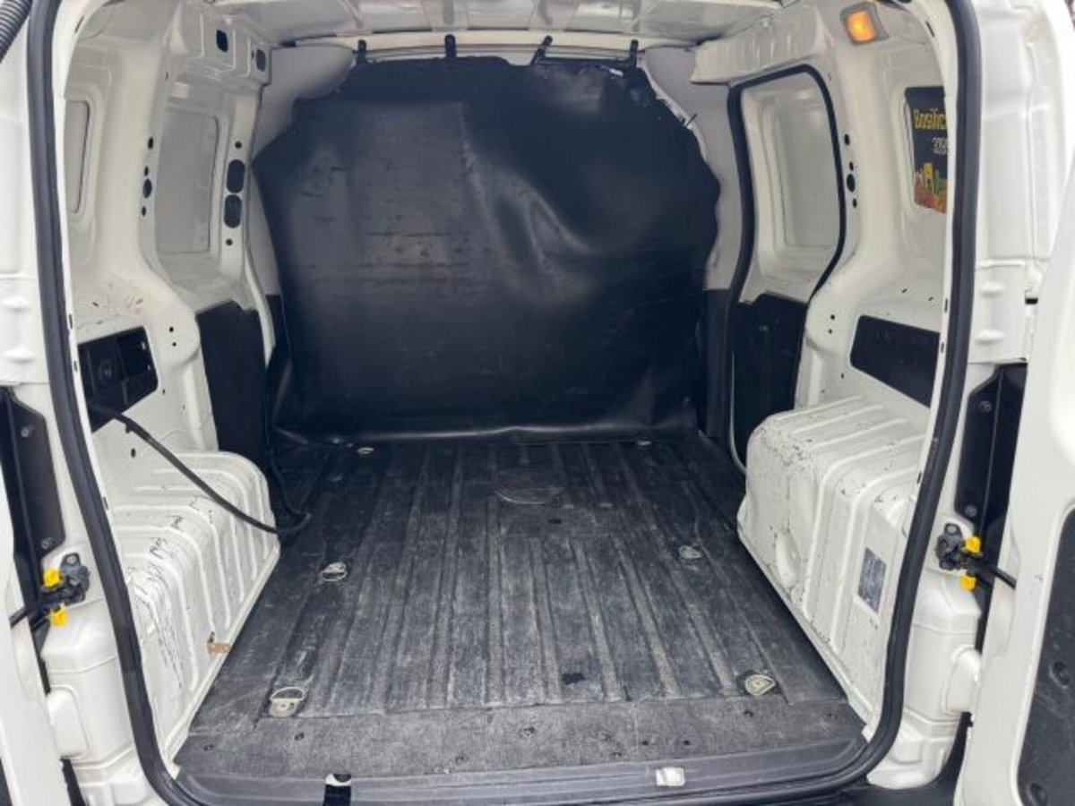 Fiat Fiorino 1.3 MJT 80CV Cargo (7)